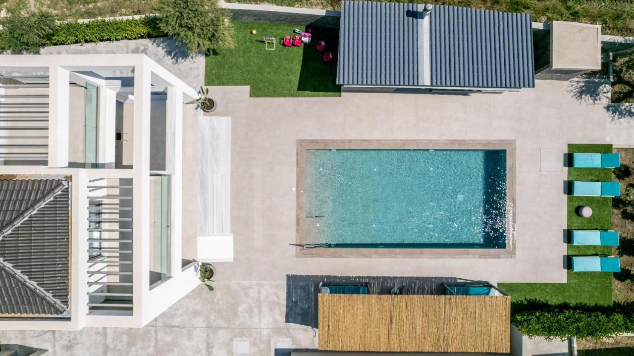 Antonia Villa - Luxurious Serenity With Private Pool, By Zantewize Kalipádhon Exteriör bild